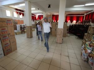 Aziziye Belediyesi "Hayır Köprüsü" ile yüzleri güldürüyor...