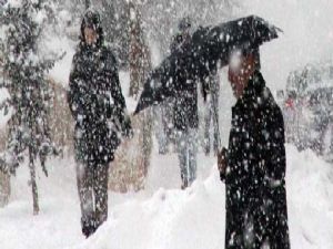 Erzurum'da "Okul tatil mi Vali Amca?" sezonu başladı...