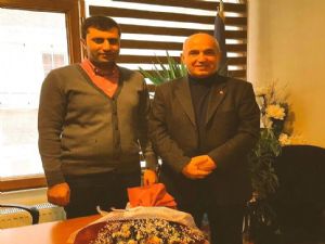 Milletvekili Ilıcalı'dan gençliğin temsilcilerine ziyaret Yazdir