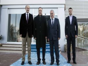 Erzurum eski Valisi Altıparmak, Rektör Çomaklı'yı ziyaret etti