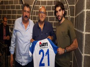 Burhan Eşerden Abdurrahman Yakuta forma