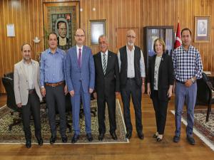 Rektör Çomaklı: Üniversiteler, Toplumu Geleceğe Hazırlar