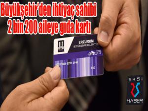 Büyükşehirden ihtiyaç sahibi 2 bin 200 aileye gıda kartı