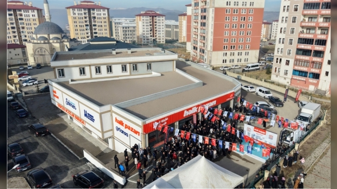 HALK PAZARI’NIN 9’NCU ŞUBESİ TOKİ’LERDE AÇILDI