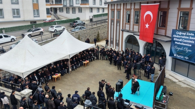 Çoğreşi Zade Abdurrehim Sami Efendi Camii ibadete açıldı...