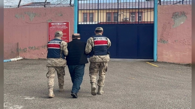 Erzurum'da firari FETÖ'cüler kıskıvrak yakalandı...